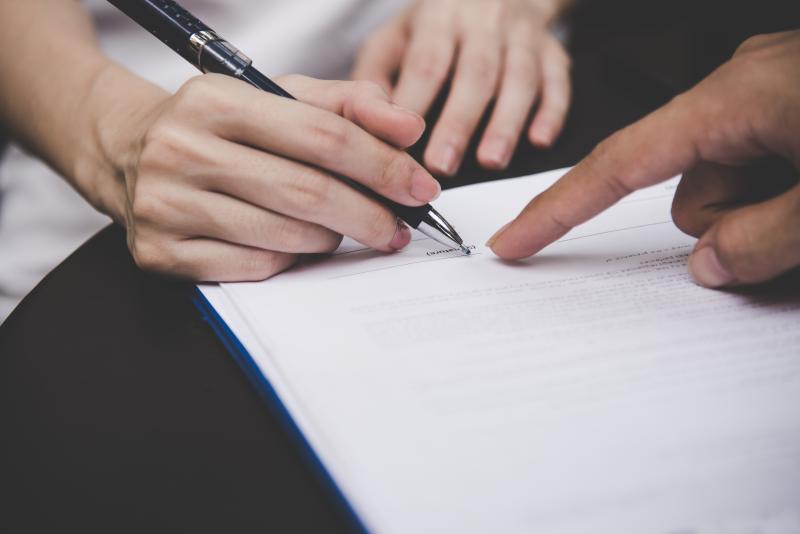 Signature contrat