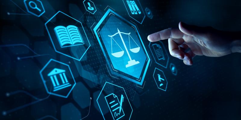 Des hologrammes représentant la justice, le droit et les lois
