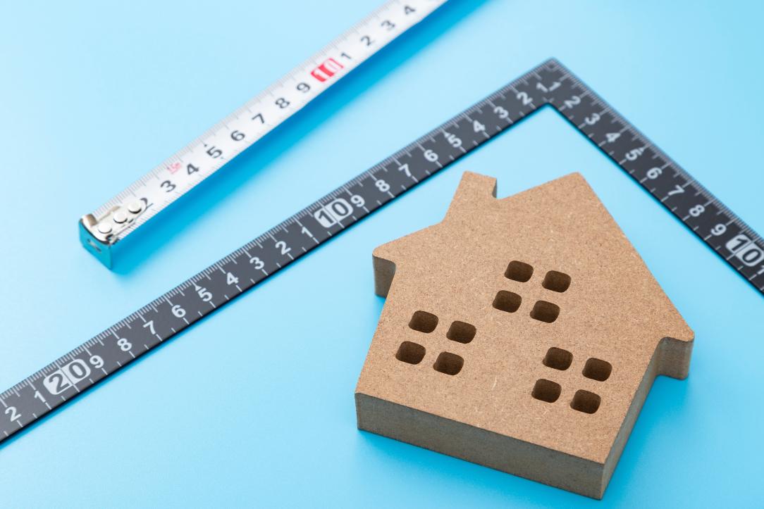 Transaction : Surface Carrez « d’une pièce détachée faisant partie du lot »